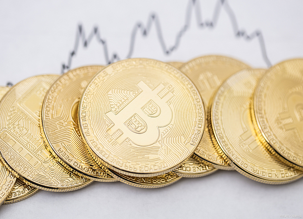 金秋九月交易狂欢！新手福利大放送，最高可领7700美元